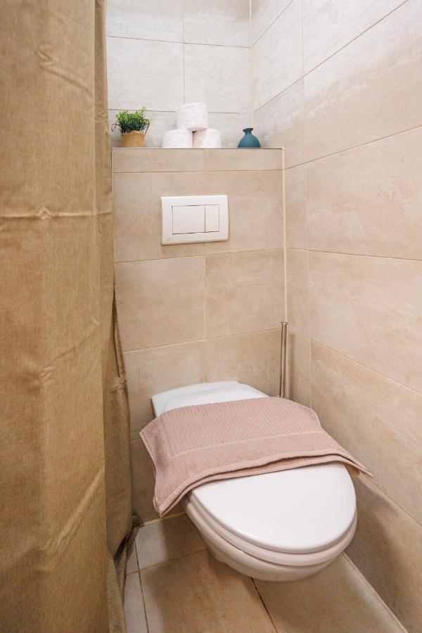 Cozy Market-Square Retreat Located In The Heart Of The 10Th District Wien Exterior foto