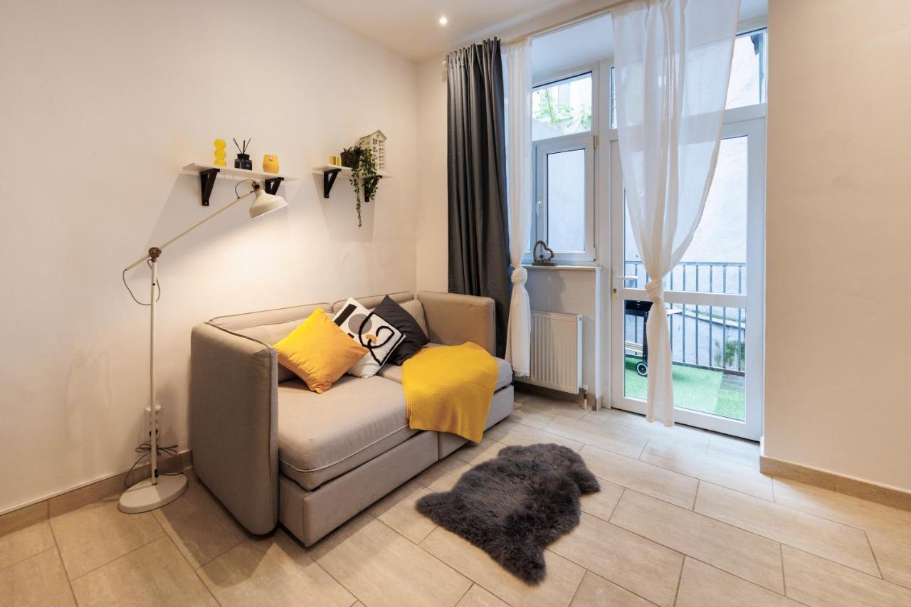 Cozy Market-Square Retreat Located In The Heart Of The 10Th District Wien Exterior foto
