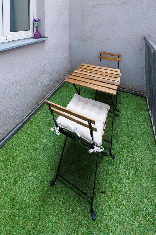 Cozy Market-Square Retreat Located In The Heart Of The 10Th District Wien Exterior foto